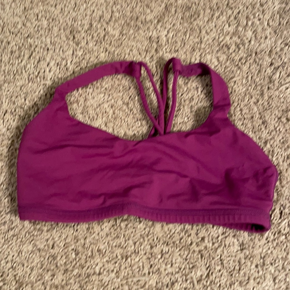 Lululemon free to be bra